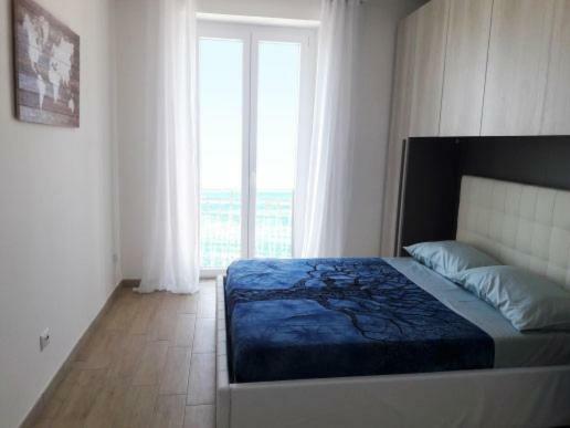 Waterfront Apt Ладисполи Екстериор снимка